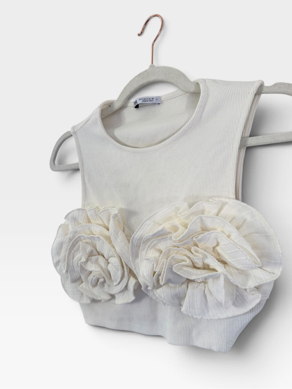 Zara Ivory Floral Appliqué Cropped Tank - Picture 4 of 8